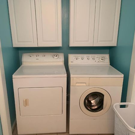 Cheerful Two Bedroom House 1.5 Miles From Beach. Myrtle Beach Exterior foto