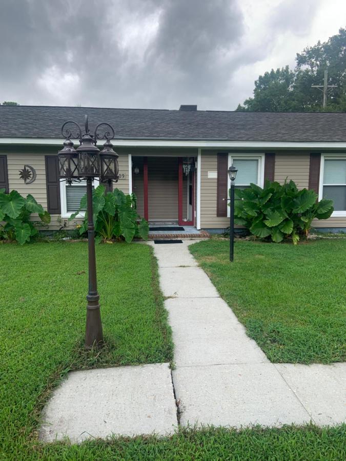 Cheerful Two Bedroom House 1.5 Miles From Beach. Myrtle Beach Exterior foto