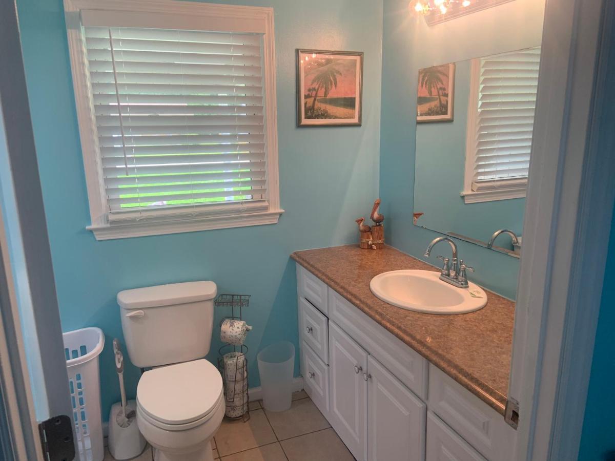 Cheerful Two Bedroom House 1.5 Miles From Beach. Myrtle Beach Exterior foto